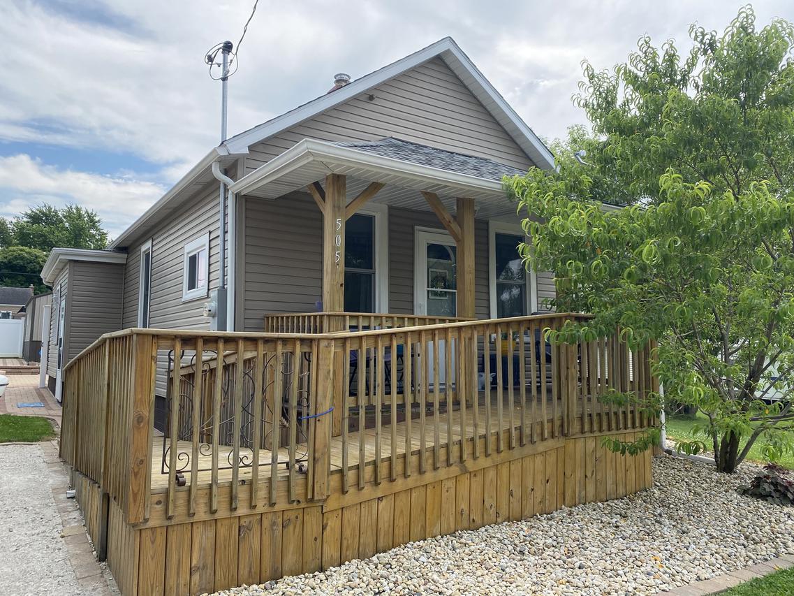 505 Main St., Dalzell, IL 61320