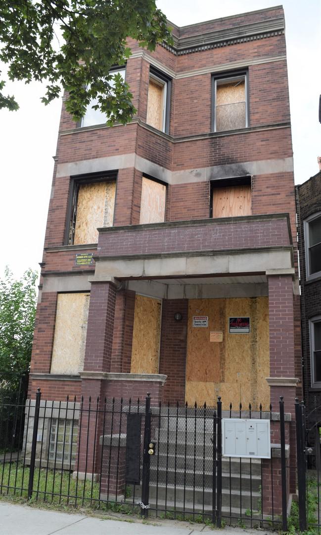 4207 W Wilcox St., Chicago, IL 60624