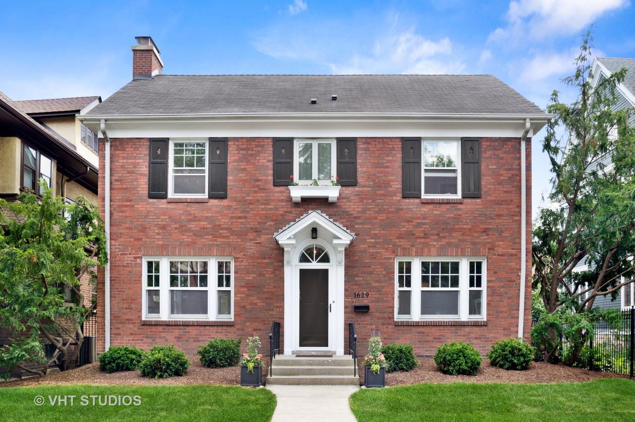 1629 W Jarvis Ave., Chicago, IL 60626