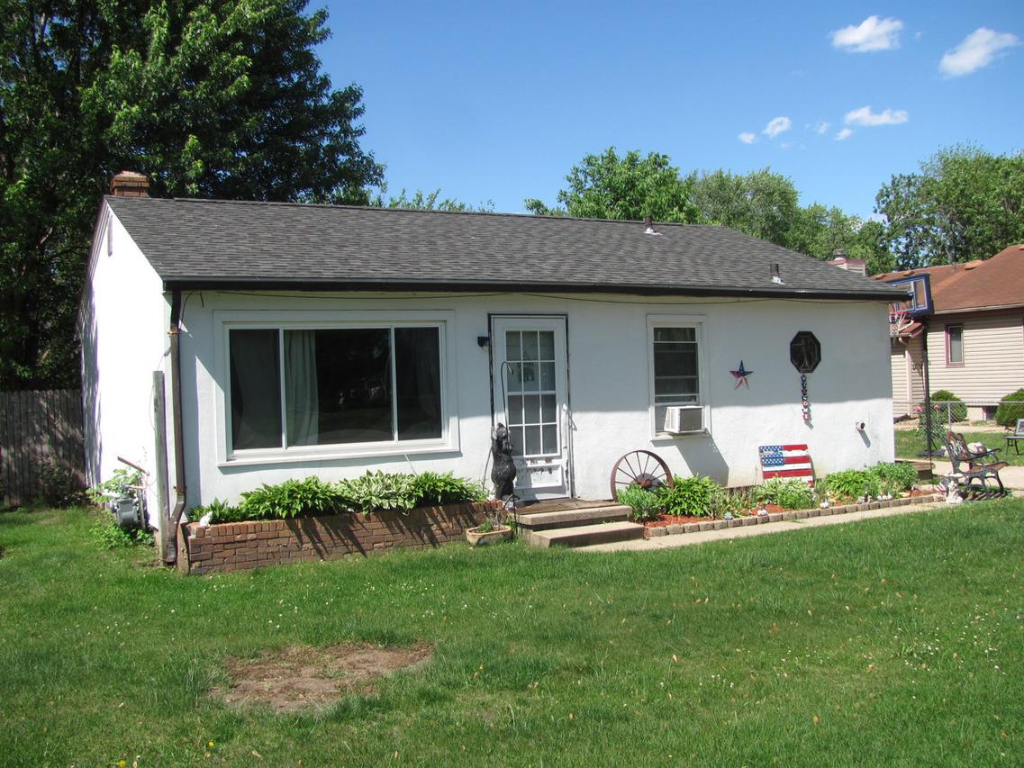 830 Tampa Ln., Machesney Park, IL 61115