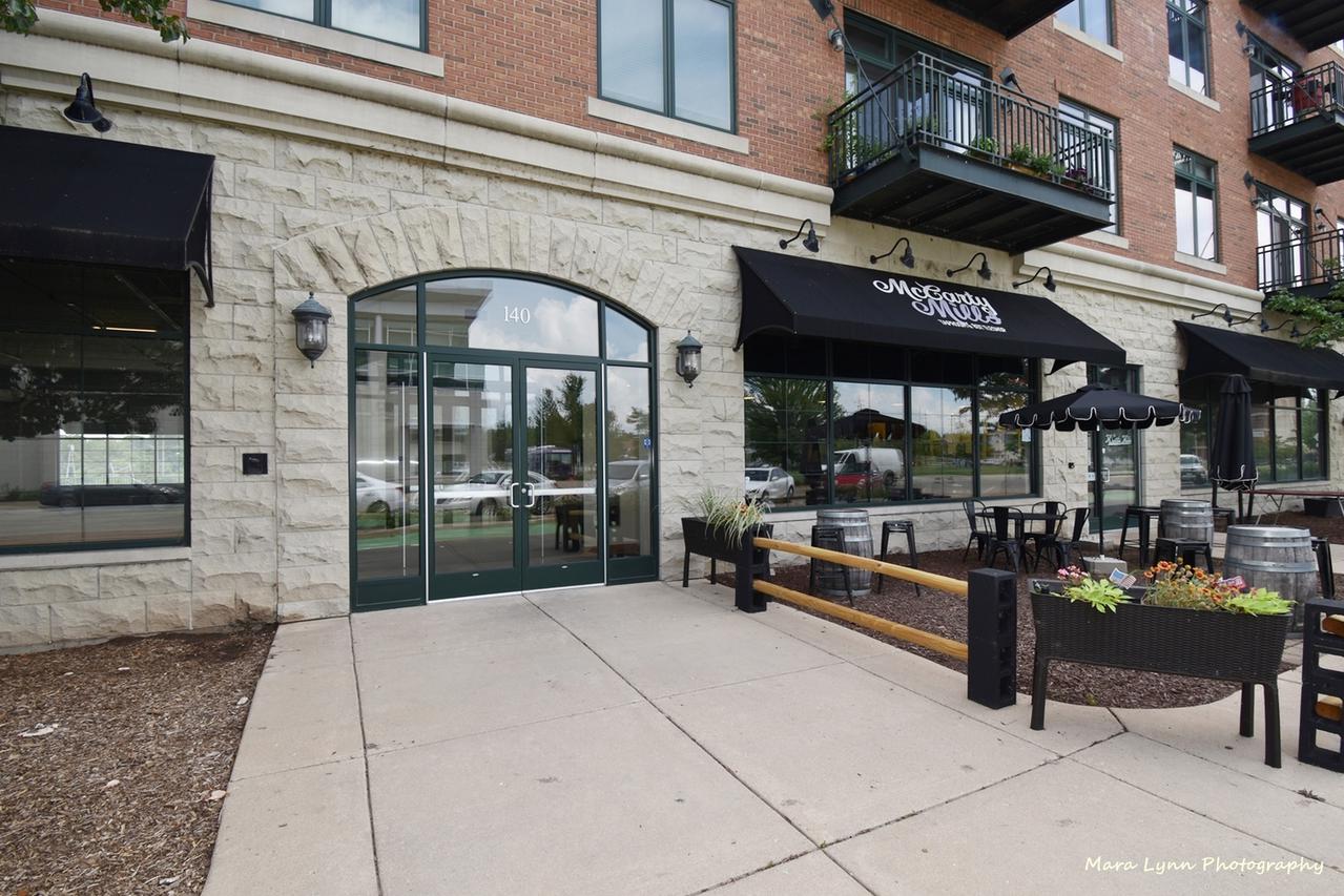 140 S River St. #402, Aurora, IL 60504