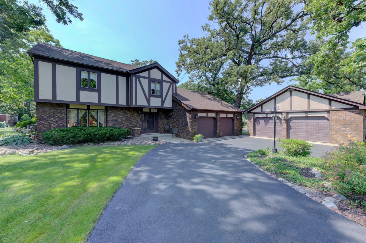 22710 Sherman Rd., Steger, IL 60475