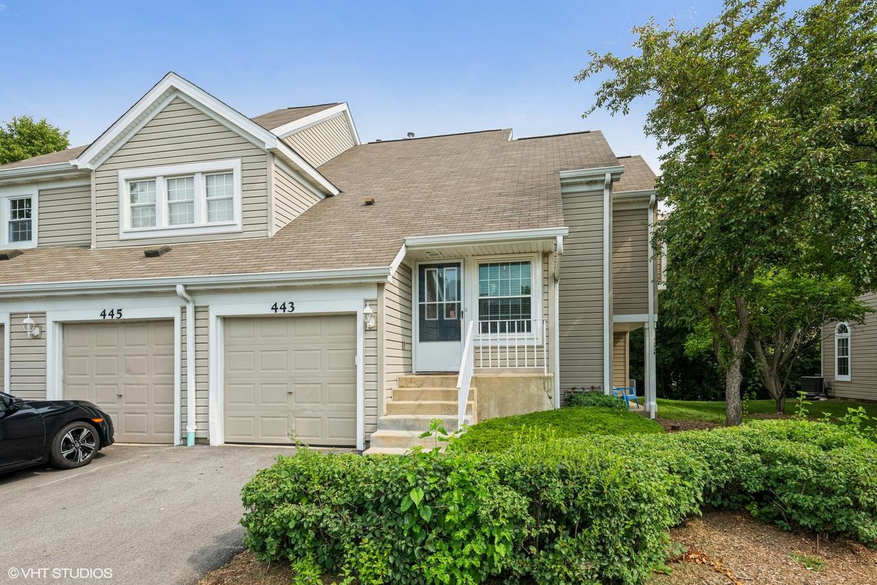443 Kilkenny Ct., Carol Stream, IL 60188