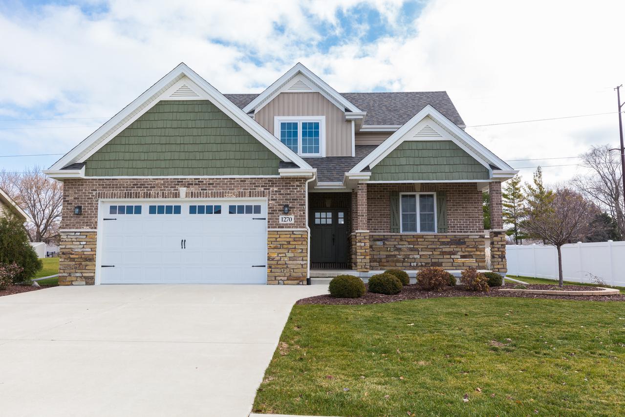 1270 Eagle Bluff Dr., Bourbonnais, IL 60914