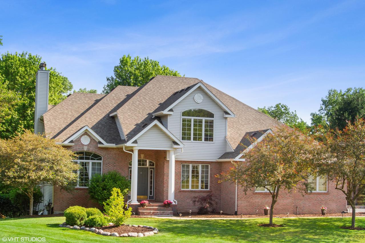 8122 Shanes Way, Roscoe, IL 61073