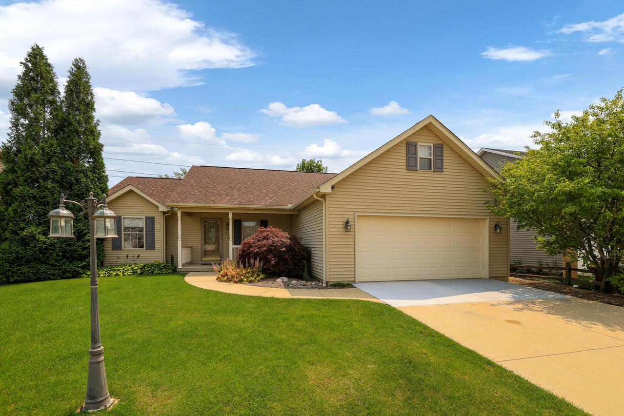 309 Trefoil St., Savoy, IL 61874
