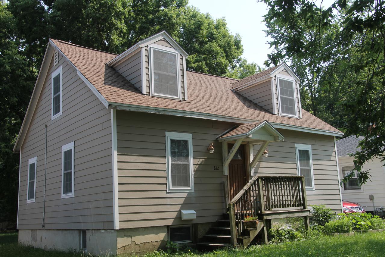 812 W Hill St., Urbana, IL 61801