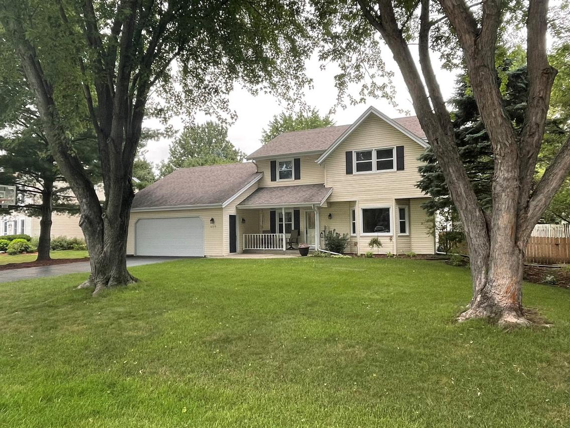 1239 Aldrin Rd., Rockton, IL 61072