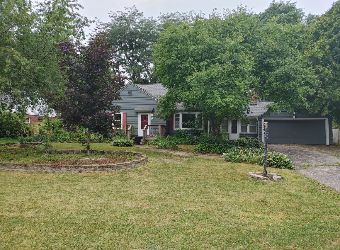 1619 Charlotte Dr., Rockford, IL 61108