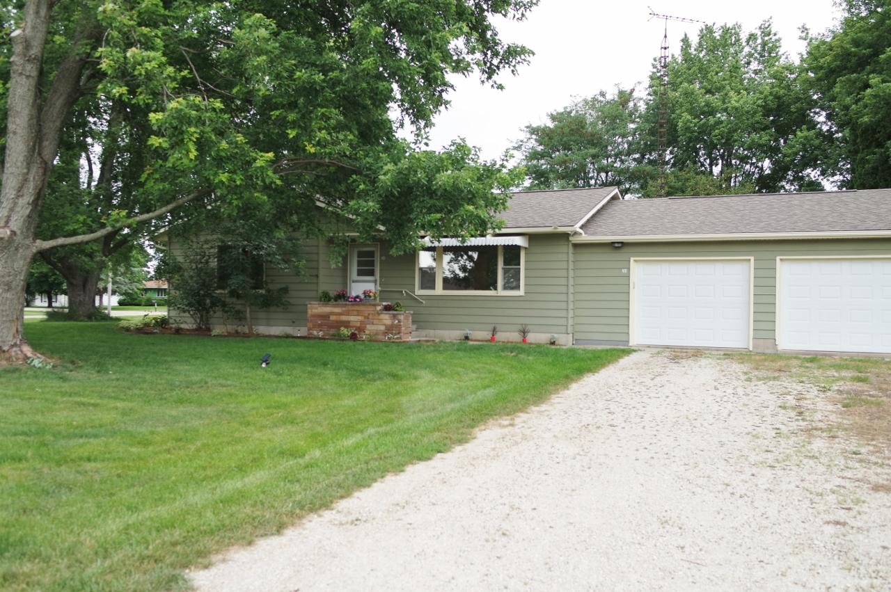 281 W Hardanger Gate, Lee, IL 60530