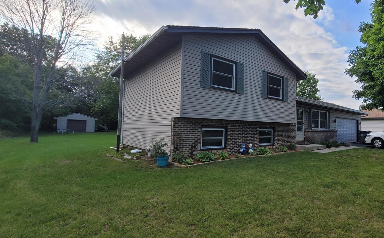 11868 Winchester Ln., Roscoe, IL 61073