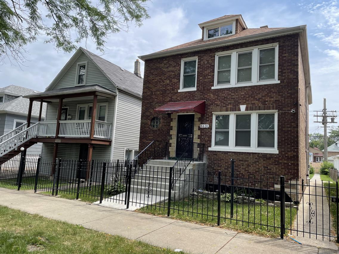8631 S Colfax Ave., Chicago, IL 60617