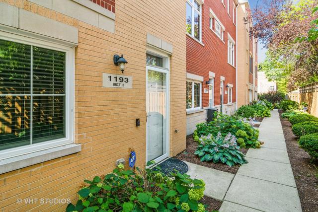 1193 S. Grove Ave. #8, Oak Park, IL 60304