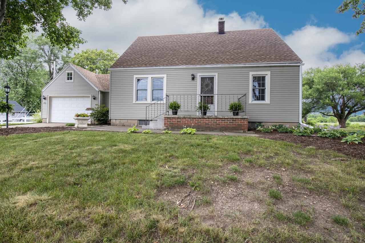 712 Clayton St., Cherry Valley, IL 61016