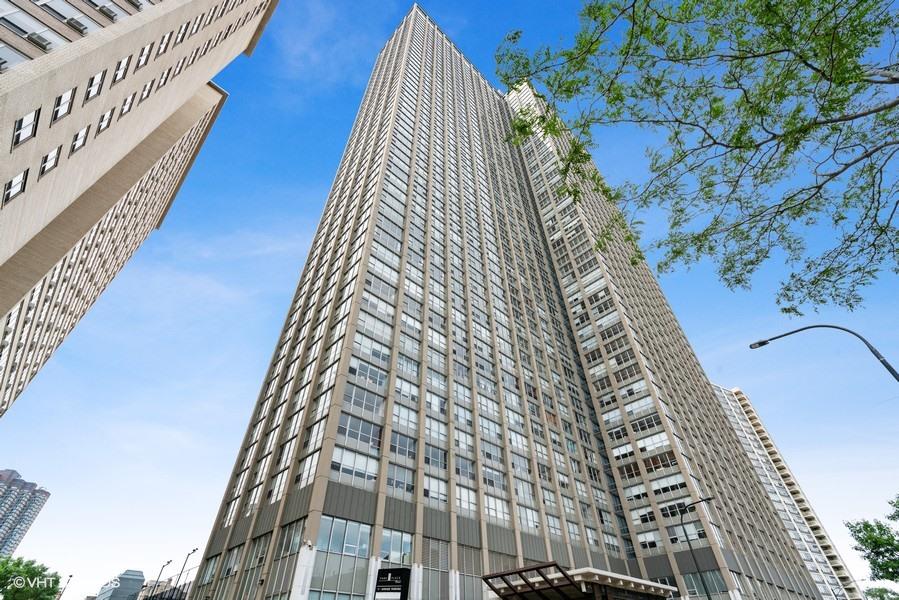 655 W Irving Park Rd. #4104, Chicago, IL 60613