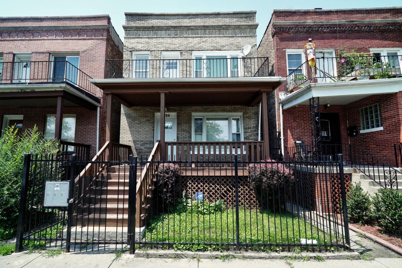 6502 S Champlain Ave., Chicago, IL 60637