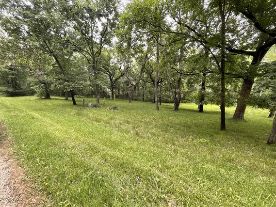 919 Missouri Dr., Dixon, IL 61021