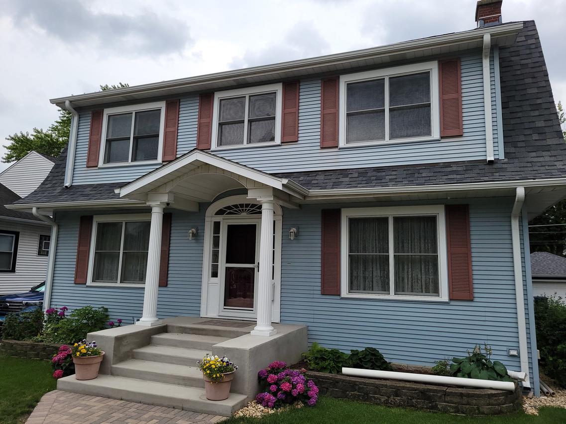 1645 Henry Ave., Des Plaines, IL 60016