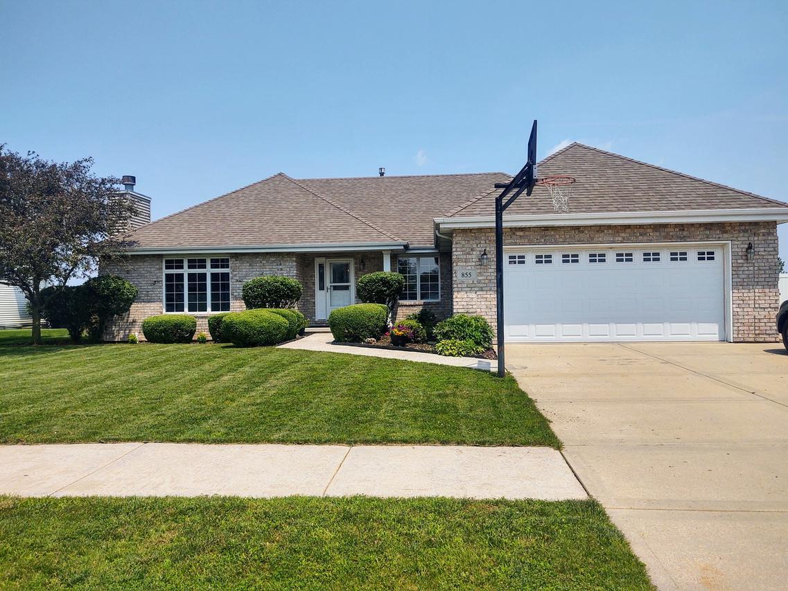 855 Poe St., Manteno, IL 60950