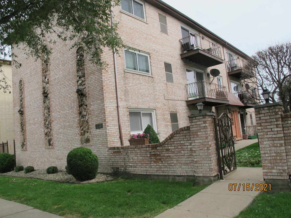5739 W 63rd St. #1S, Chicago, IL 60638