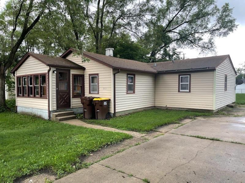 915 Colonial Dr., Machesney Park, IL 61115