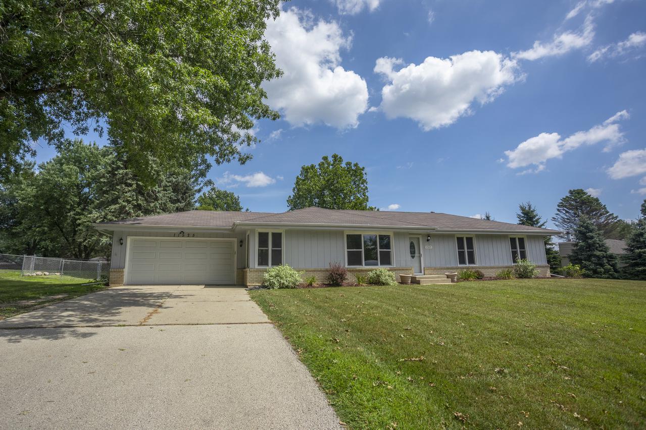 11525 Wagon Ln., Roscoe, IL 61073
