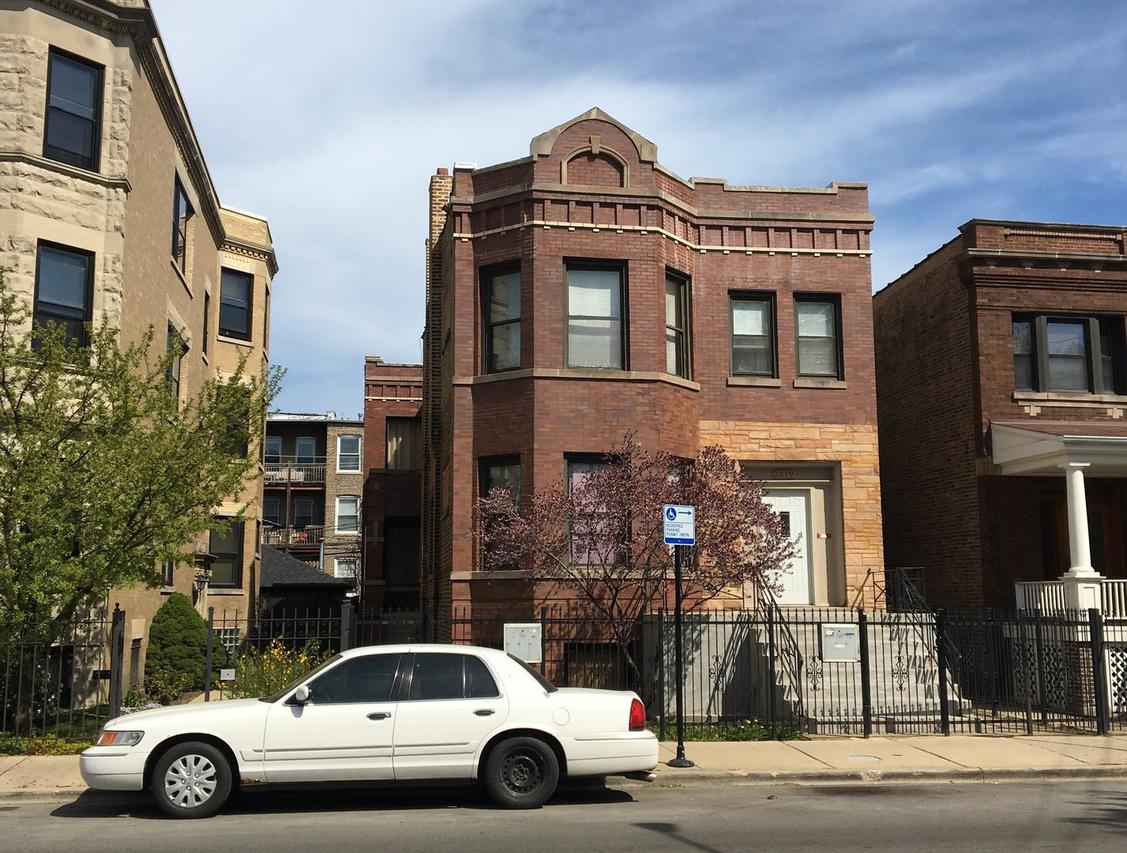 2619 N Kimball Ave., Chicago, IL 60647