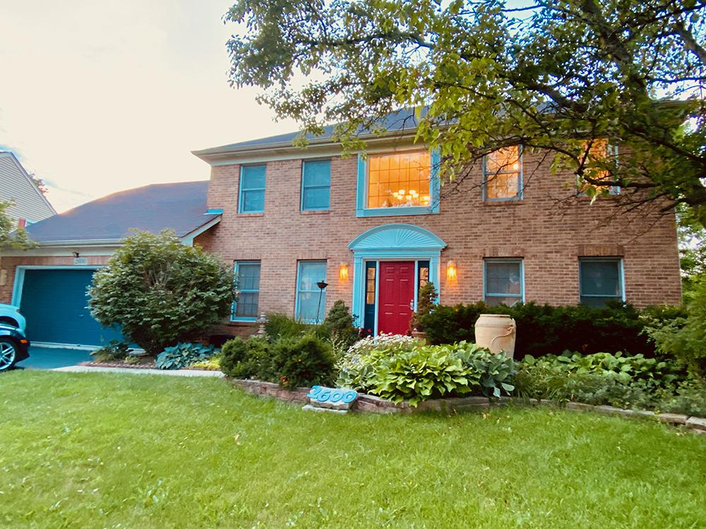 2600 Doncaster Dr., Aurora, IL 60504