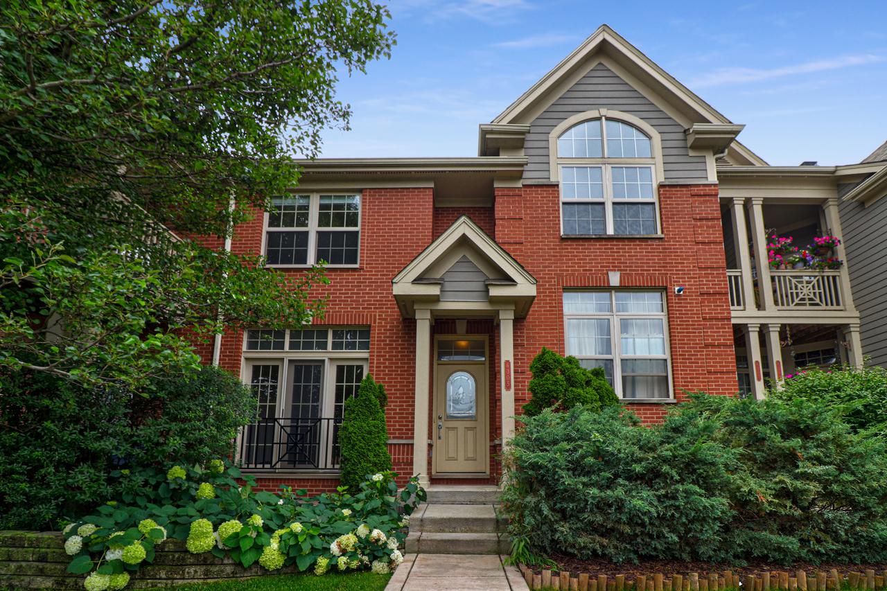 6305 Lincoln Ave. #13-5, Morton Grove, IL 60053