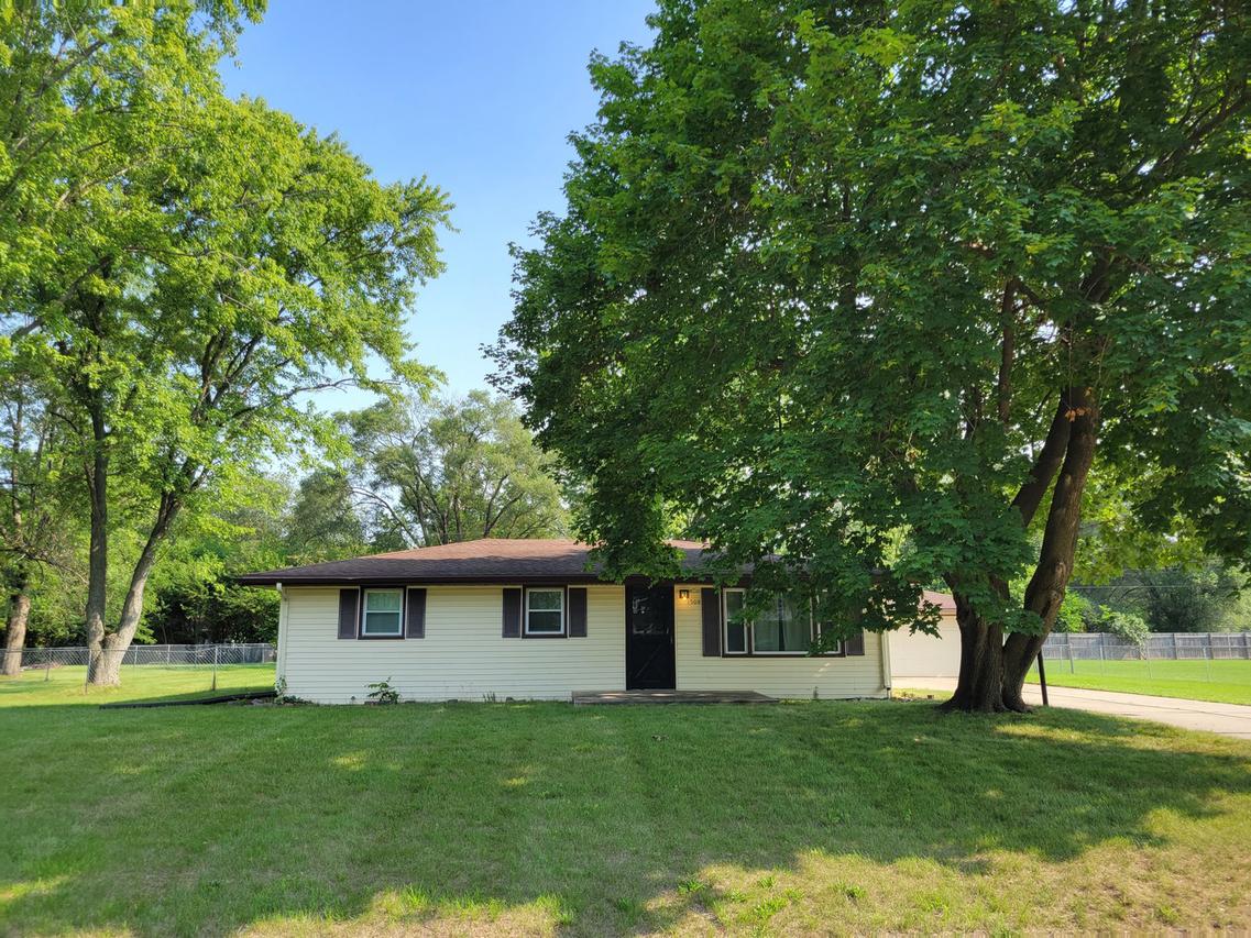1508 Millicent Dr., Machesney Park, IL 61115