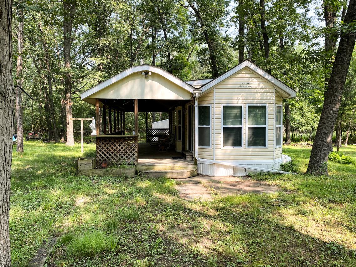 15-66 Woodhaven Lakes, Sublette, IL 61367