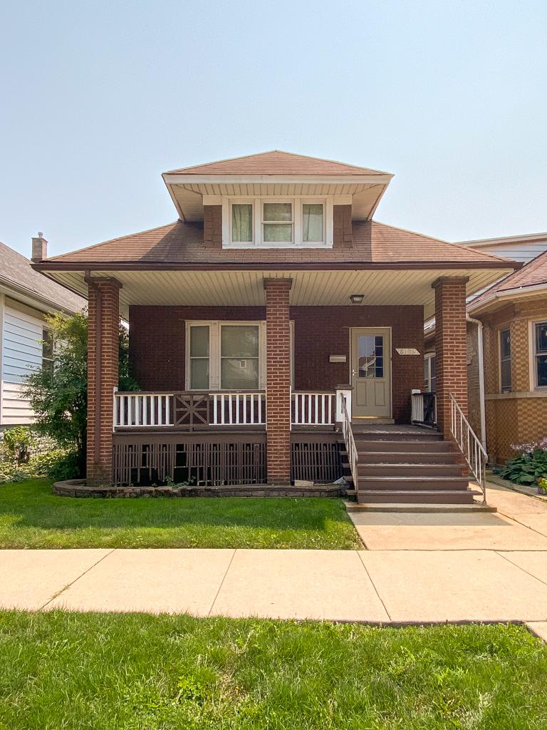 5725 W Grace St., Chicago, IL 60634