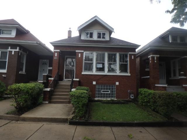 8551 S Carpenter St., Chicago, IL 60620