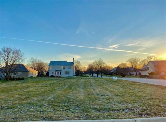 528 S. Inverness St., Maple Park, IL 60151