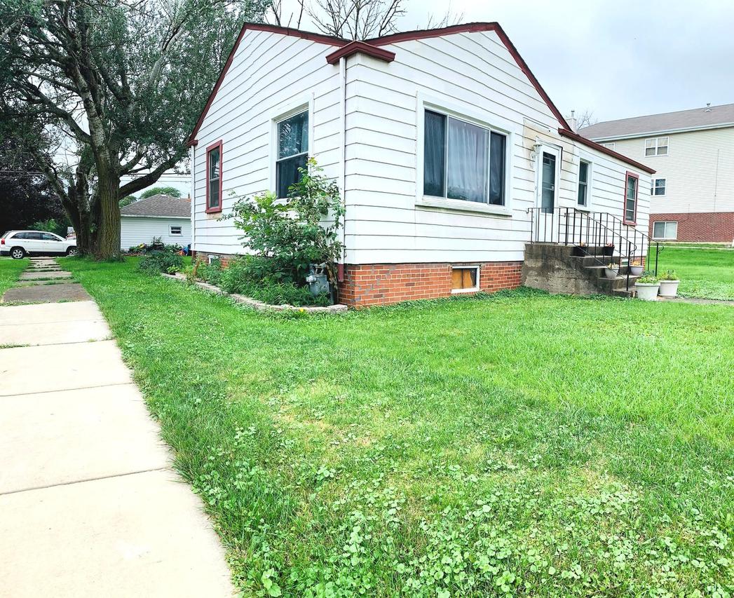 96 E Joe Orr Rd., Chicago Heights, IL 60411