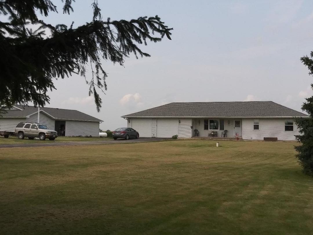 911.60 Paw Paw Rd., Paw Paw, IL 61353