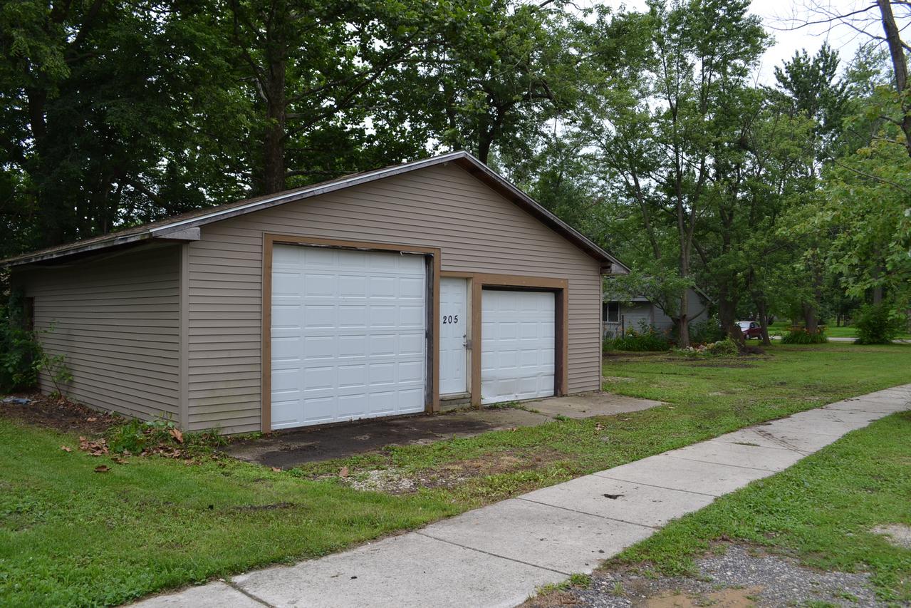205 W Gould St., Braceville, IL 60407