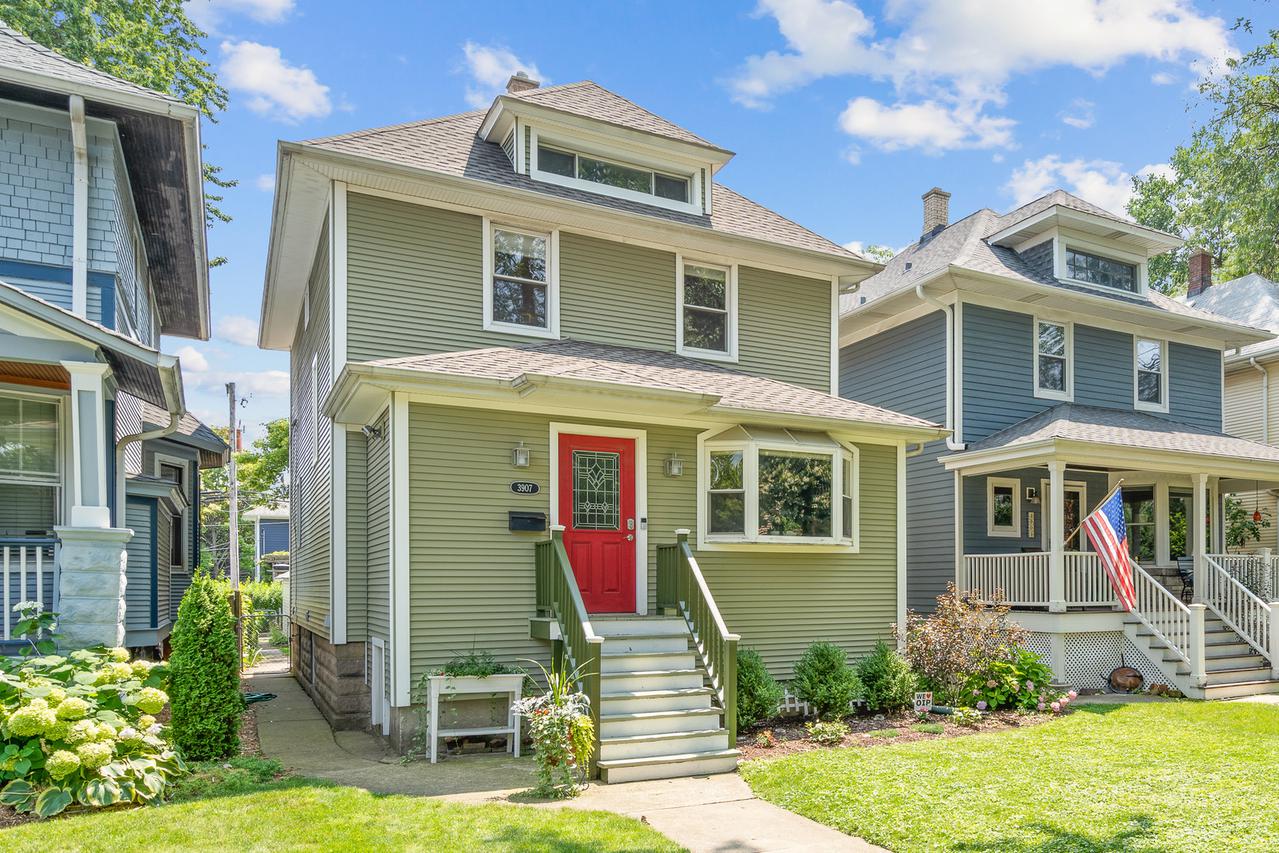 3907 N Kilbourn Ave., Chicago, IL 60641