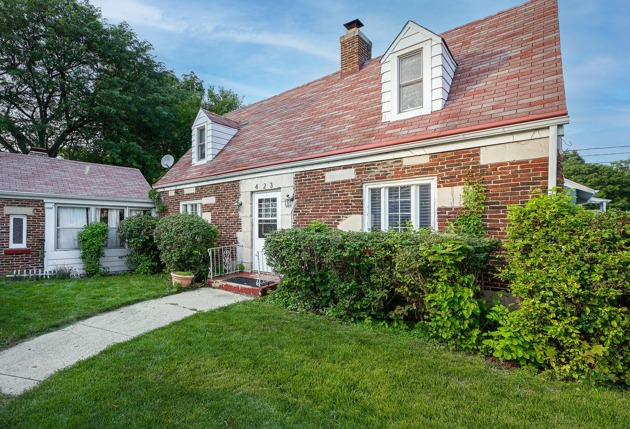 423 Church St., West Chicago, IL 60185