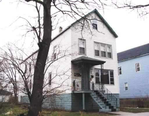 8205 S Houston Ave., Chicago, IL 60617
