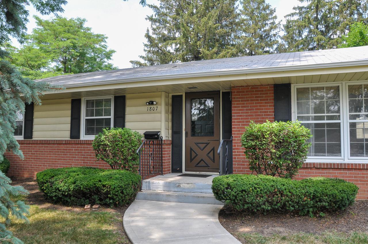1807 Randolph Dr., Rockford, IL 61103