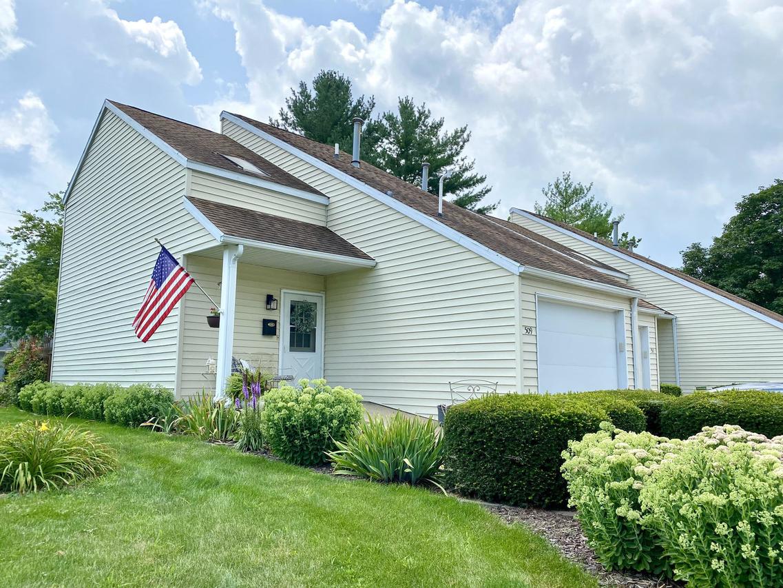 509 S Piatt St. #4, Monticello, IL 61856