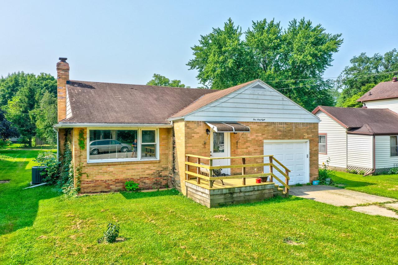 168 E Lincoln St., Seneca, IL 61360