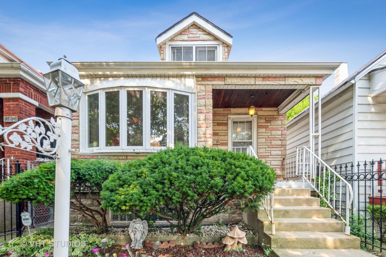 7320 S Claremont Ave., Chicago, IL 60636