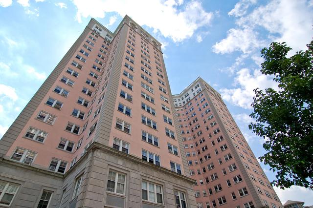 5555 N. Sheridan Rd. #1706, Chicago, IL 60640