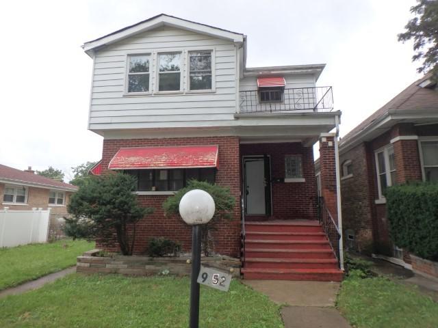 9352 S Saint Lawrence Ave., Chicago, IL 60619