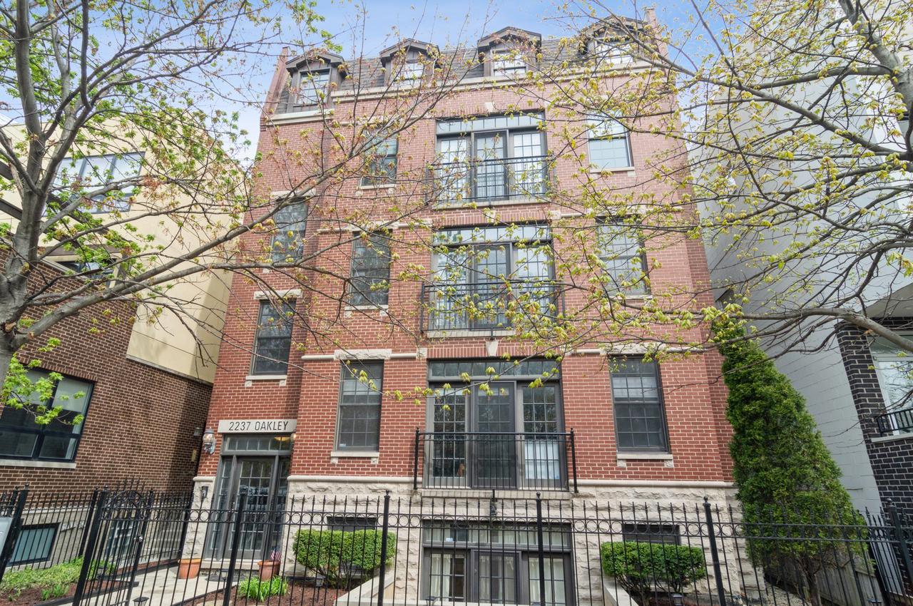 2237 N Oakley Ave. #2, Chicago, IL 60647
