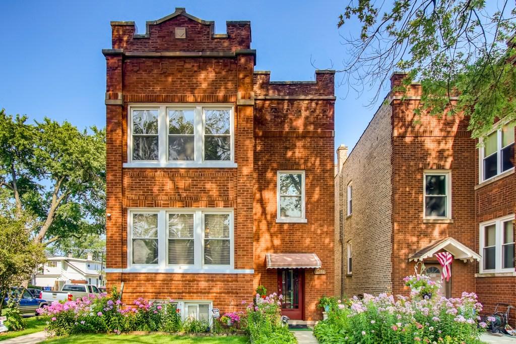 3657 N Lotus Ave., Chicago, IL 60641