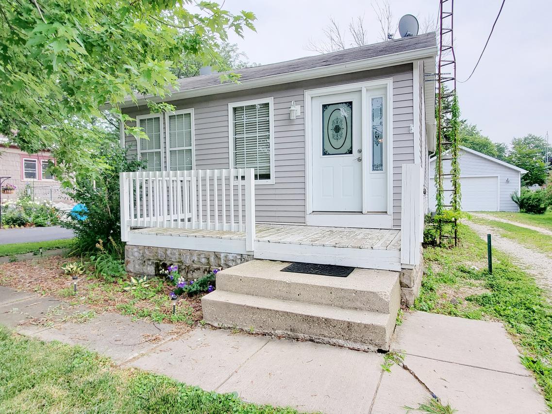 312 N Main St., Earlville, IL 60518