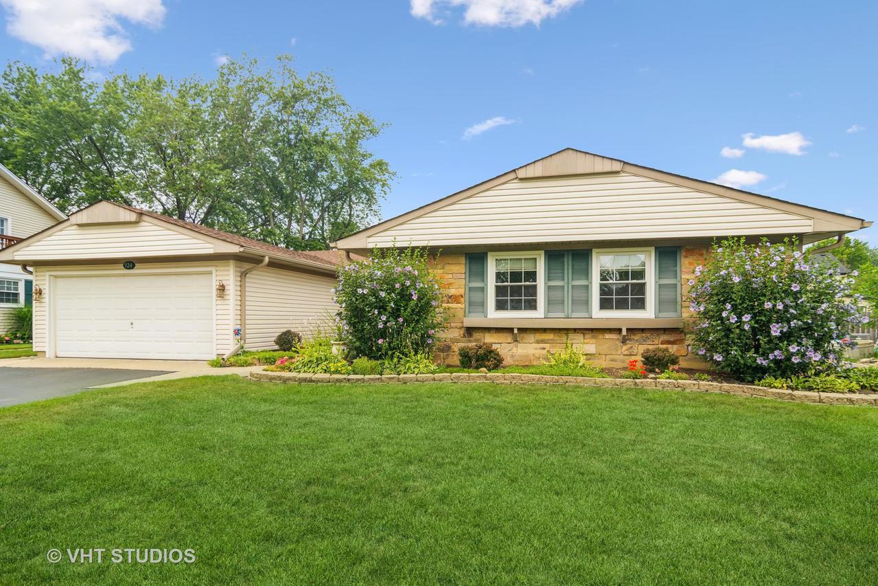 924 Country Ln., Buffalo Grove, IL 60089